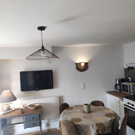 Апартаменты F2 Exterieur Lit King Size Brives-Charensac Экстерьер фото